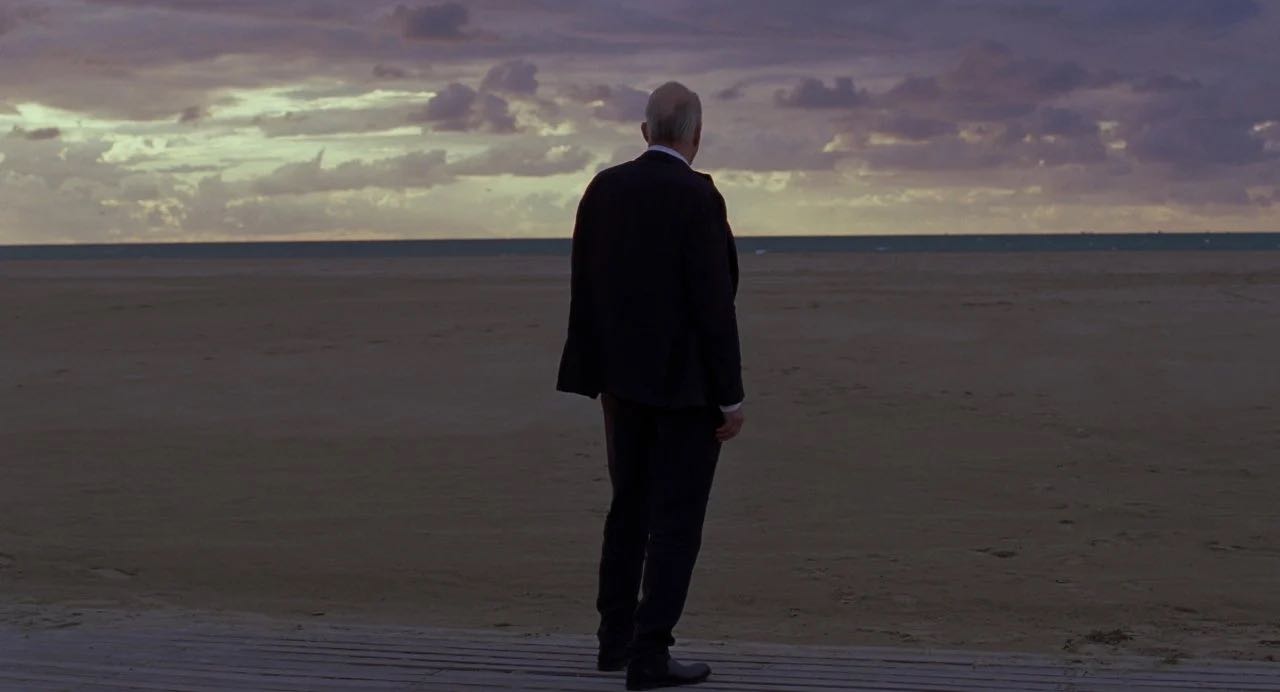 review_sentalvalue_23_stellan-skarsgard_photo_kasper-tuxen-andersen.webp